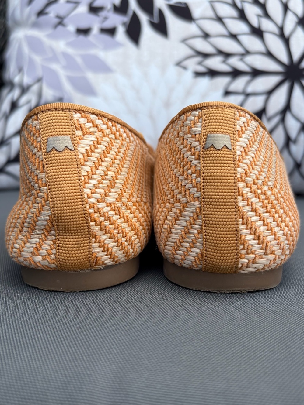 Birdies The Blackbird Loafer in Honey Herringbone Raffa Sz 6 Knot Slip On Flat - Picture 11 of 15